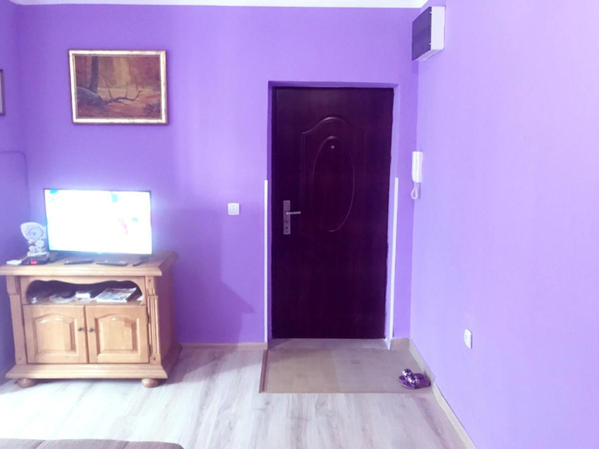 Apartment Nina Bar Bagian luar foto